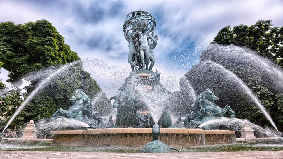 Free Image of Fontaine de l\'Observatoire 